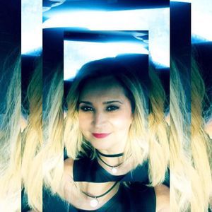 Meet your Posher, Miriam